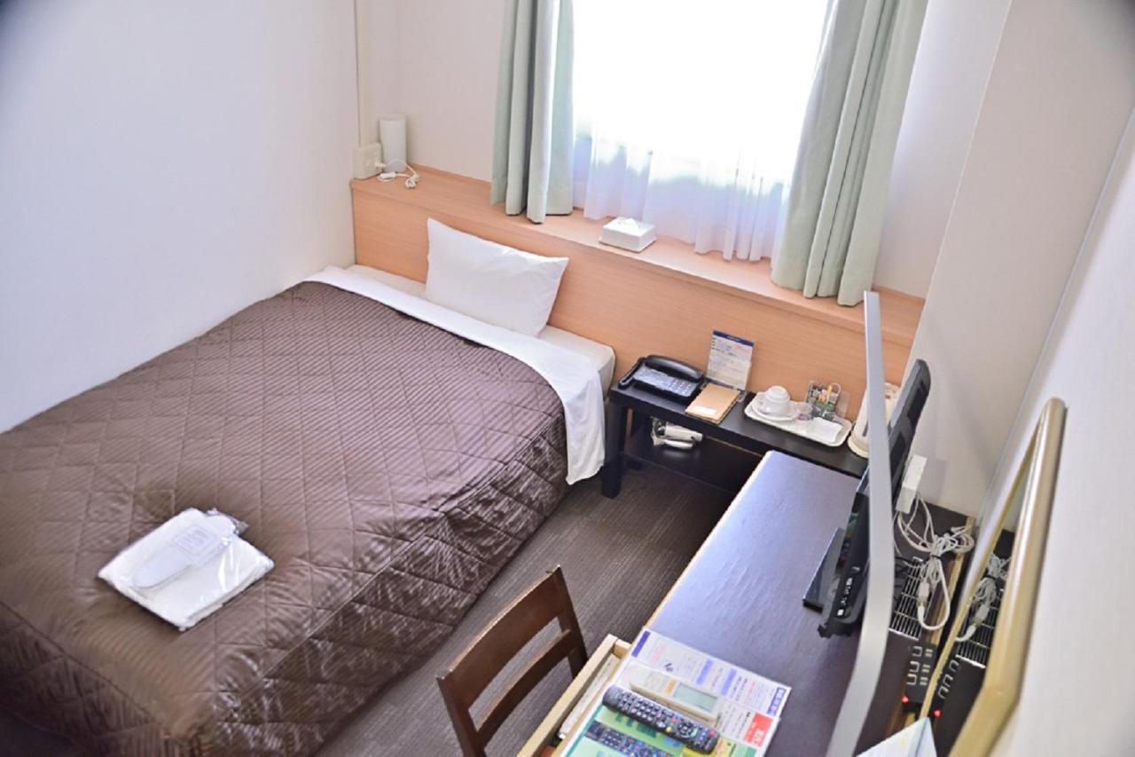 Takasaki Urban Hotel Exterior foto